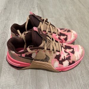 Nike Pink and Brown Camo Metcon 6